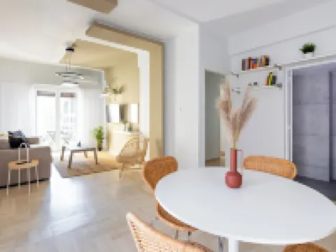 新斯米爾尼的聖託里尼兩卧室公寓 新斯米爾尼酒店