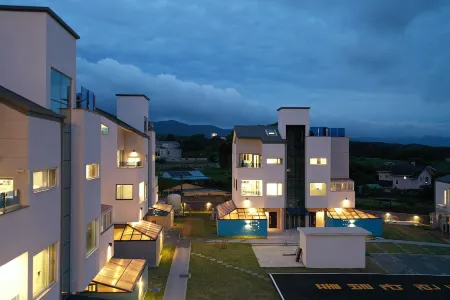 Run to you fullvilla Отели рядом с достопримечательностью «Gyeongju National Park»