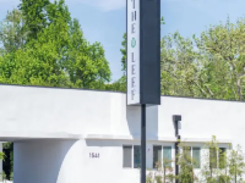 The LEEF Hotel Hotels in Glendale