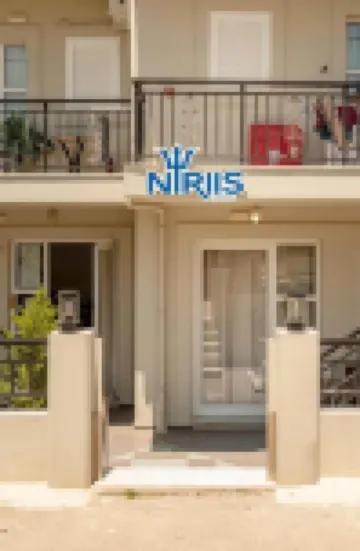 Niriis Hotel