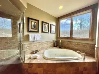 Arrowhead Village, A Vail Resorts Property - Hot Tub