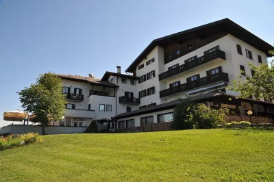 엔로사디라 Dos Di Pez, Terrazza Panoramica 주변 호텔