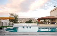 Ciner Hotel - Rooftop Pools