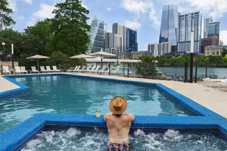 Hyatt Regency Austin Отели рядом с достопримечательностью «Университет Техас в Остин»