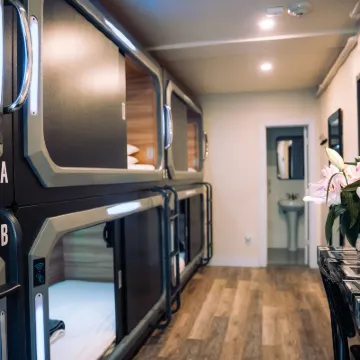 卡瑪中央公園 阿波羅劇院附近的飯店