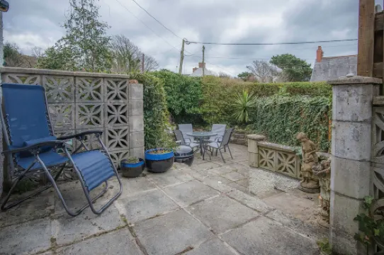 Sea Breeze Apt 3 - 2 Bed - Horton Beach Hotels in Port Talbot