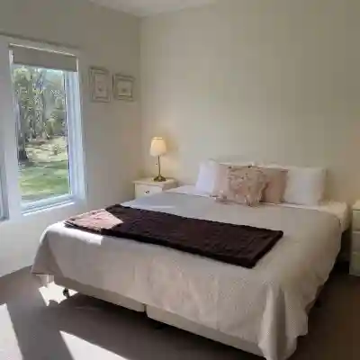 Snowy Mountains Accommodation Close to Thredbo Easy Access to Perisher Sleeps 6 Rooms
