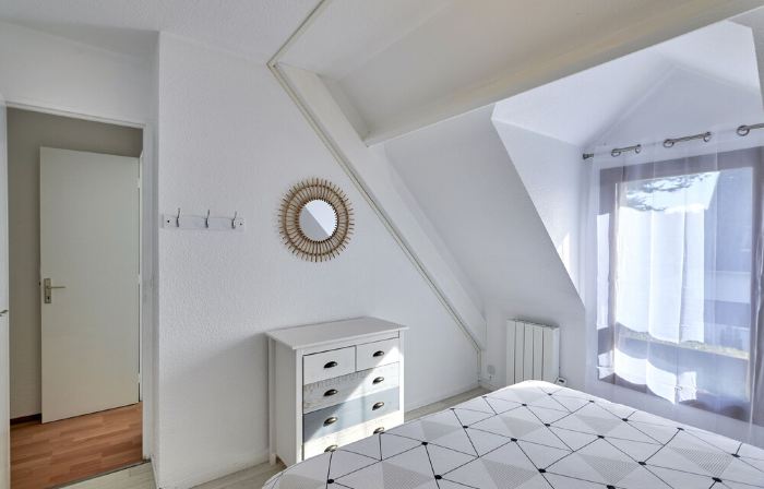 House with garden, 8 minutes Beach LA BAULE, residence with swimming pool
