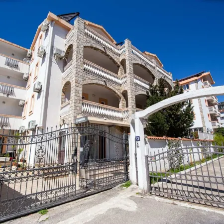 Villa Iper