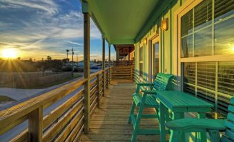 Group Getaway w Pool, Boat Dock 2 Homes Laguna Village Retreat by AvantStay