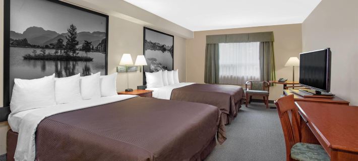 Super 8 by Wyndham Sault Ste Marie on Hotels in Algoma District