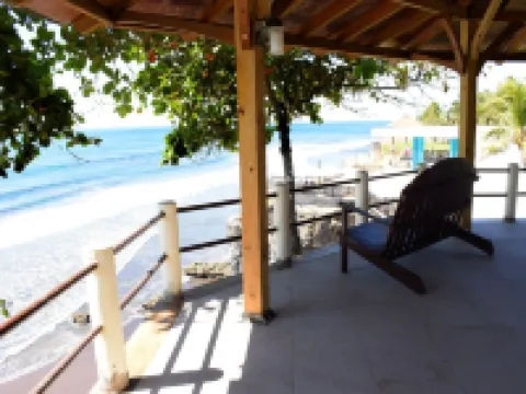 Ocean Front Farallon Beach House!!! Hotels in Caserio Hacienda San Alfonso