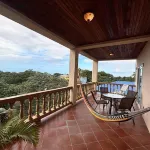 Beautiful and comfortable 2 bedroom unit, full furnished and close the beach.
