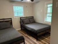 Cozy, riverfront house - 15 minutes from Virginia Tech