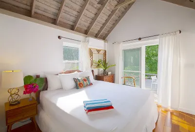 1BR 1BA Garden Cottage on Private Estate w/Pool!