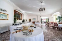 Hotel Belvedere - breakfast