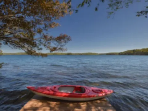 Waterfront Mashpee 5Bed/3Bath house with AC and WiFi w/ Private Beach Hotels in Mashpee