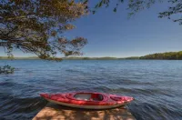 Waterfront Mashpee 5Bed/3Bath house with AC and WiFi w/ Private Beach