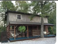 Cabin at Woods Creek Lake in East Bernstadt, Ky Beautiful Wooded Views Các khách sạn gần Daniel Boone National Forest