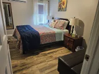 Sleeps 10 home in Thomas. Walk to Purple Fiddle. Close to Davis and Canaan