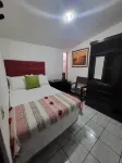 Relaxing Modern Home - Centrally Located