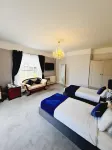 Beaufort Lodge - Central Location & Free Parking -  Privatzimmer