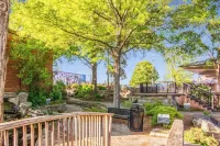Family GA Horse Park Home, Sleeps 5 - 3-Star