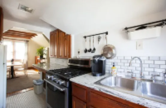 Trendy Uptown, just steps away for numerous culinary and entertainment options.