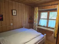 Ellmau: Quaint holiday home, 350 m to the mountain railway in the mountain doctor village