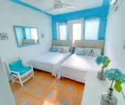 Magnificent Ocean View Condo with private beach/seafront