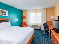 Fairfield Inn & Suites Kansas City Lee's Summit Hotels in Lee's Summit