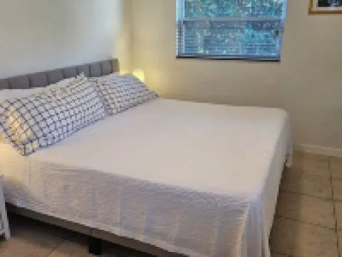 Beautiful Villa! On Wildlife Area, Natural Privacy! Close to Everything. Welcome Hotels in Oldsmar