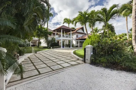 High standard luxury villa