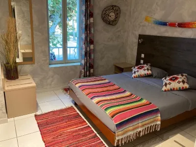 Appartement « Mexico » à Avignon Hotels near أفينون