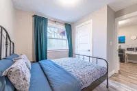 YHZ Cheerful Private Unit 10 min to Airport Hotels in 