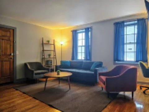 Massive 5BD/4BA 3-Story Duplex @ Downtown Albany