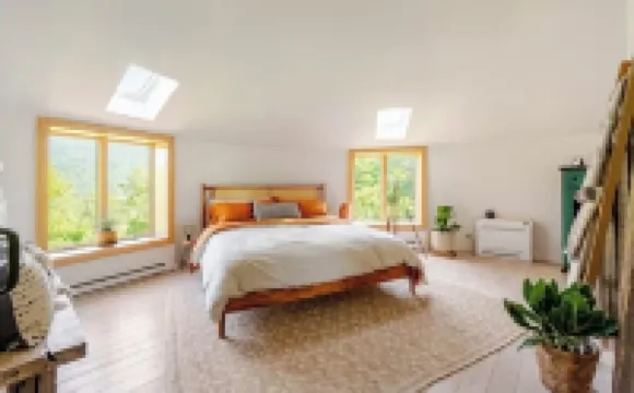 Cozy Silo with Sunset Mountain Views