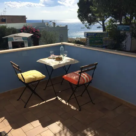 Apartment in Cala Gonone, sea view, very central !!!