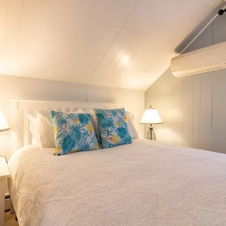 Steps to Restaurants, Shops & Waterfront, Bar Island, Free 2-Car Parking,  Wi-fi