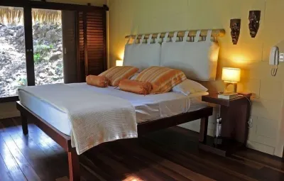 Amazing  Oceanfront House in Cabo Matapalo with pool.Two surfboards..