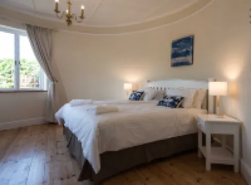 Sea Cottage - House - spectacular sea views