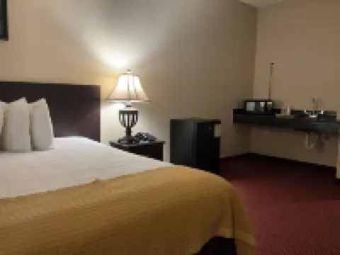 Yorktown Inn and Suites