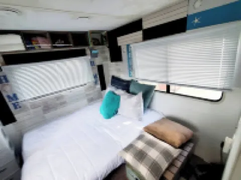 Camper Apt DE Sleeps 3