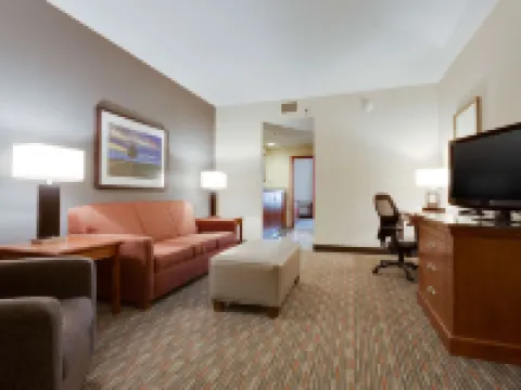 Drury Inn & Suites St. Louis/O'Fallon, IL Hotels in O'Fallon