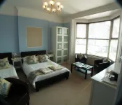 The Snowdon House