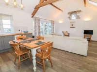 Cefn Bryn Bach Hotels in Criccieth