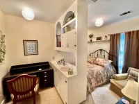 Riverbend Motel & Cabins Hotels in Helen