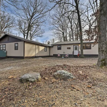 Hidden Oaks Broken Bow Vacation Rental, Pets OK!