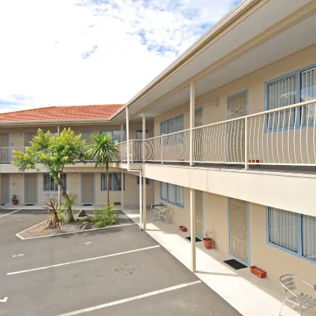 Gateway Motor Inn