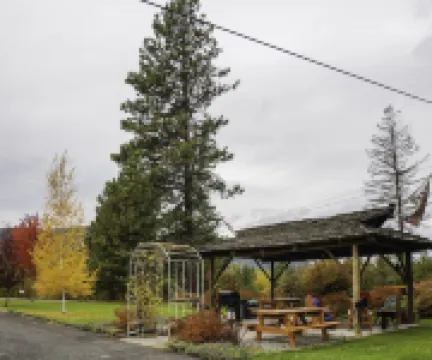 Lakeview Motel